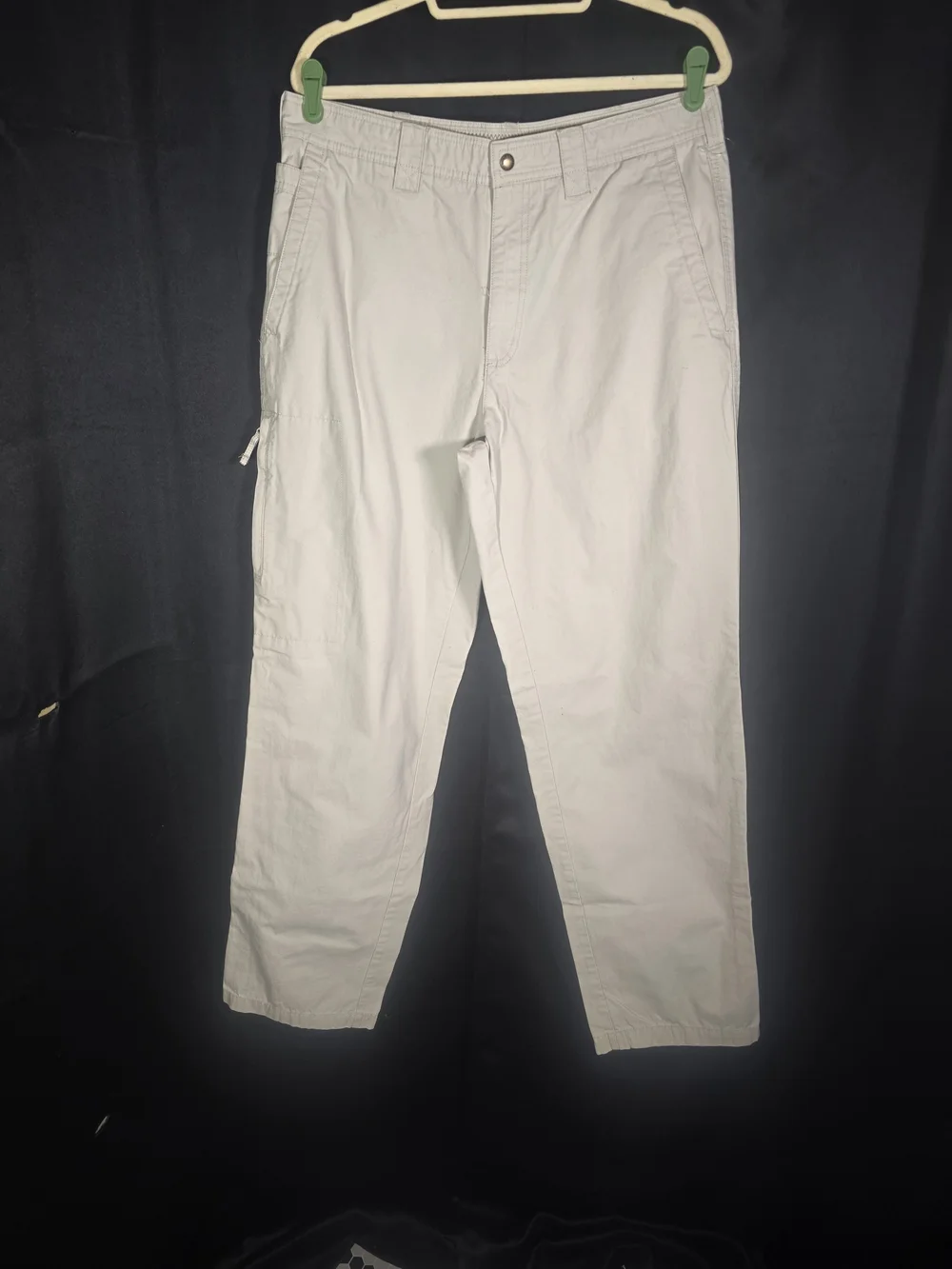 Columbia Khaki Cargo Pants